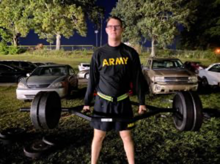 cadet soldier lifting barbell